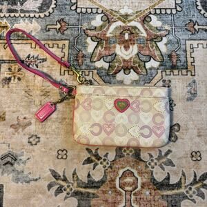 Vintage Y2k Coach Signature Waverly Heart Wristlet Pink Monogram Wallet